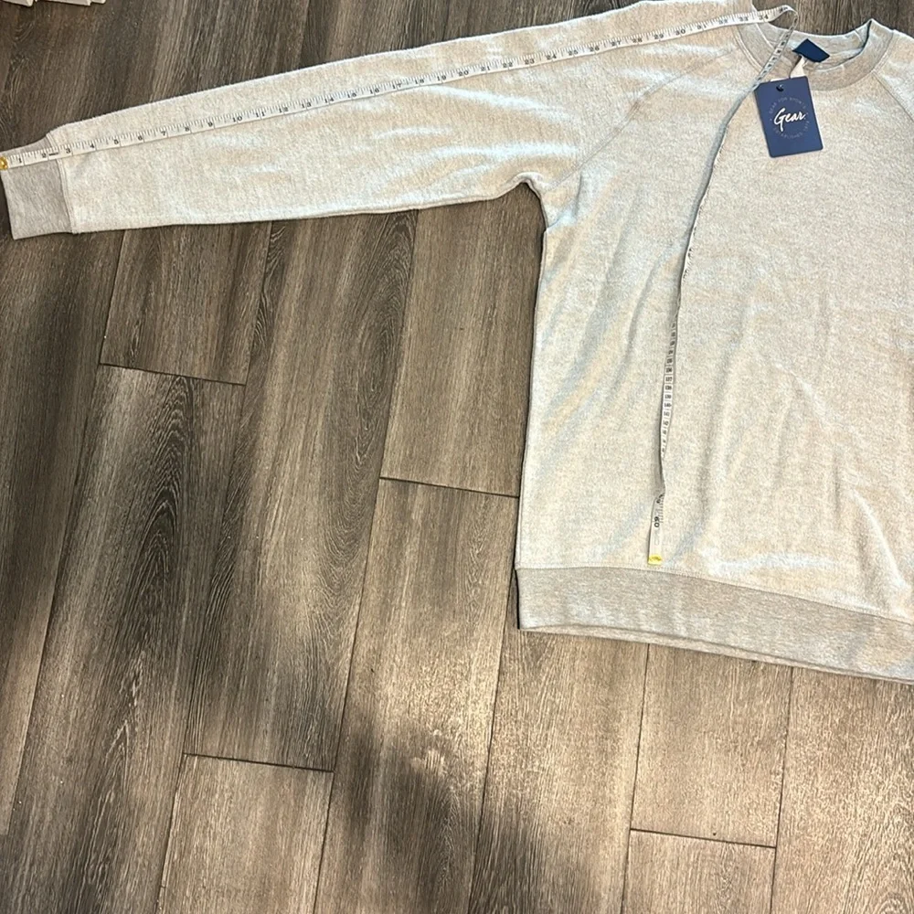 Men’s Gear Light Gray Raglan Sweatshirt - Size Small - Picture 7 of 9